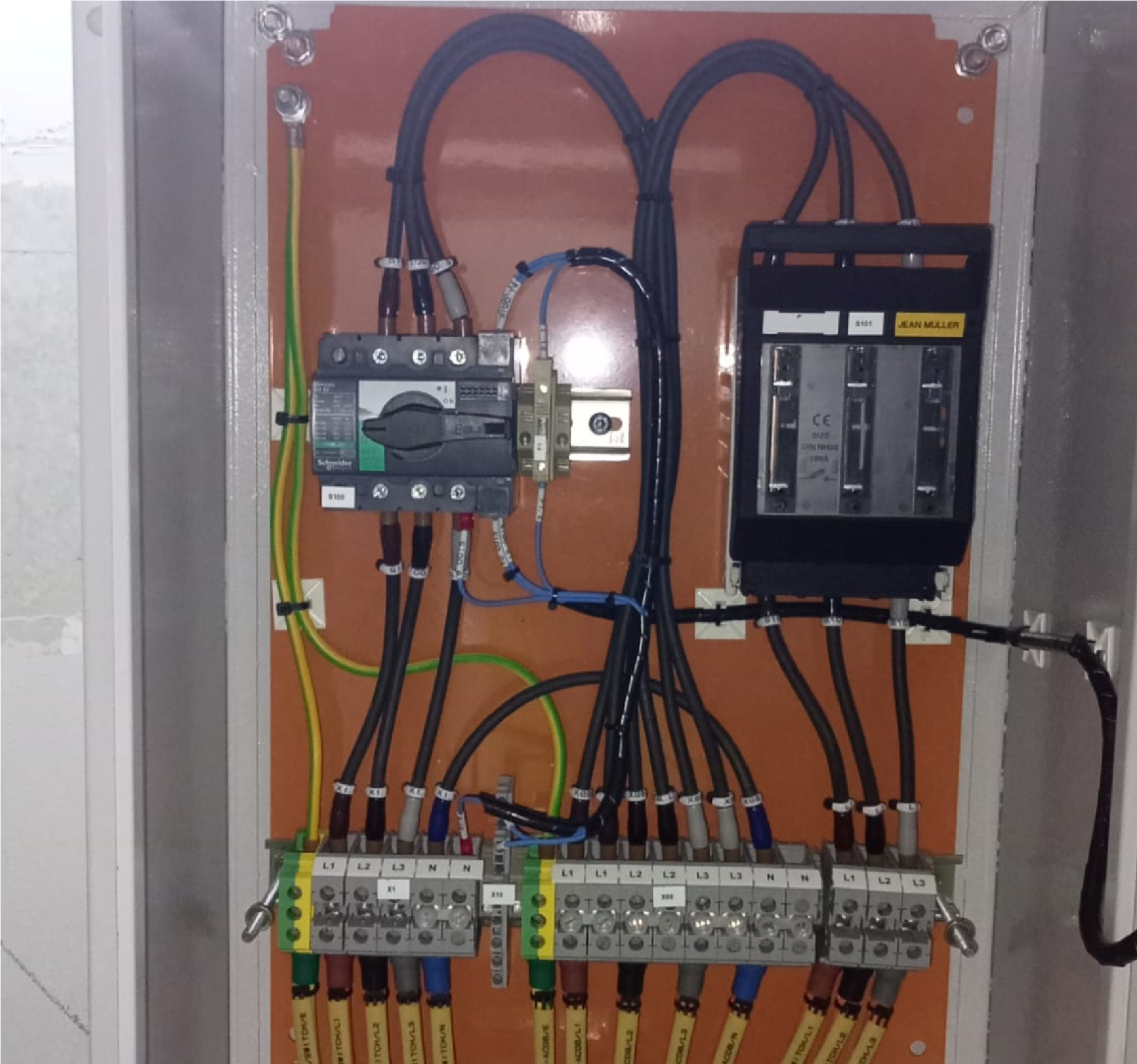 Labelled power DB termination work